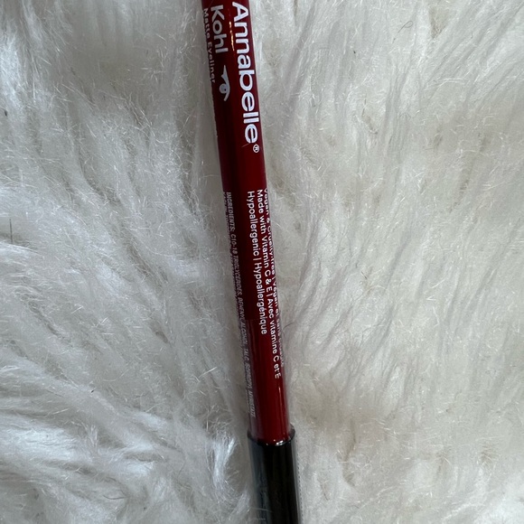 Annabelle Kohl Long-Lasting
& Intense Vegan Eyeliner - RUBY RED - Brand New!!! - Picture 3 of 5